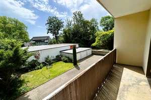 Helle 3-Zimmer-Wohnung im 1. OG (ca. 75m²) mit Balkon und barrierearmer Dusche