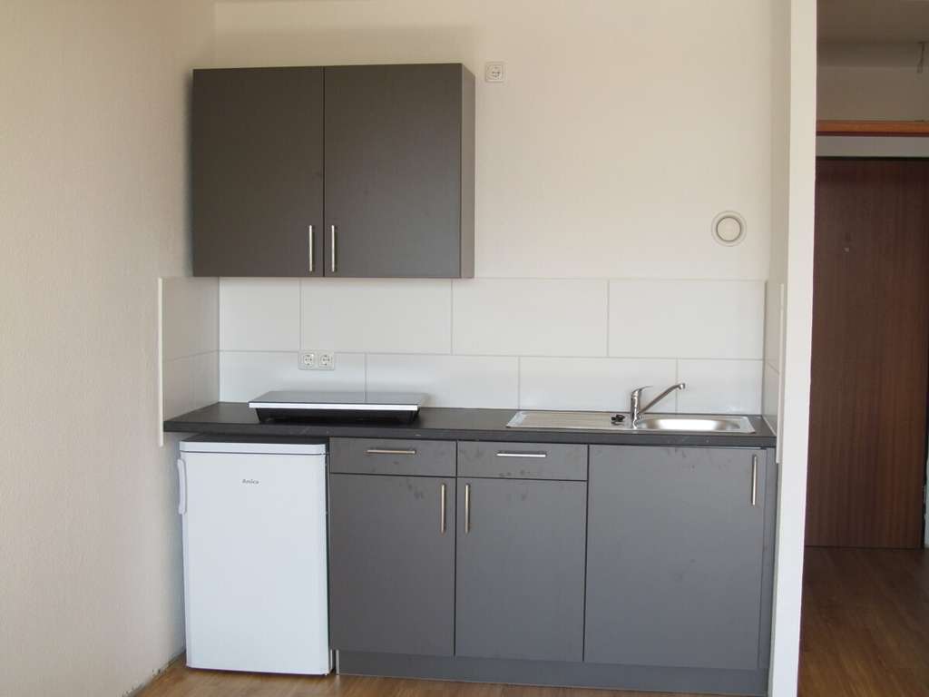 Immobilie in Marburg - !Provisionsfrei aus eigenem Bestand! 1 Zimmerwohnung mit Küchenzeile, Balkon, Badewanne, Stellplatz - Bild 0