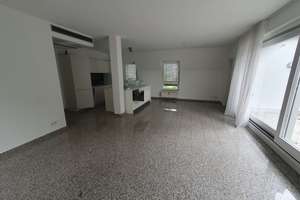 Heilbronn Ost: 3-Zimmer-Dachgeschosswohnung mit Terrasse, Aufzug und Stellplatz – Karl-Betz-Straße 3, 74074 Heilbronn, Heilbronn – Vorschaubild 2
