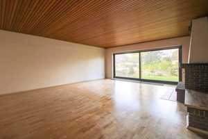 Großzügiger Bungalow mit Garage und ca. 80 m² Ausbaureserve in begehrter Wohnlage – Dithmarschen (Kreis) – Vorschaubild 12