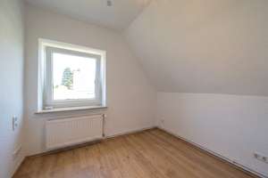 Einfamilienhaus mit Baugenehmigung für ein zusätzliches Einfamilienhaus in Kreyenbrück – Die vollständige Adresse der Immobilie erhältst du vom Anbieter., 26133 Kreyenbrück, Oldenburg (Oldenburg) – Vorschaubild 14