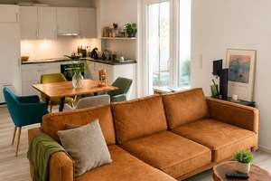 Exklusiv ausgest., neuwertige 2,5-Zimmerwohnung m. EBK und zwei Balkonen in bevorzugter Lage – Die vollständige Adresse der Immobilie erhältst du vom Anbieter., 70794 Filderstadt – Vorschaubild 2