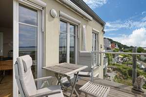 Exklusive Maisonette in erster Elbreihe – Die vollständige Adresse der Immobilie erhältst du vom Anbieter., 22587 Blankenese, Hamburg – Vorschaubild 3