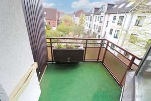 Sülz Hoch2 - Ankommen, durchatmen, zuhause sein!
Kurze Wege im Questerhof: 2 Zi-ETW, Loggia, TG ... – Die vollständige Adresse der Immobilie erhältst du vom Anbieter., 50937 Sülz, Köln – Vorschaubild 10