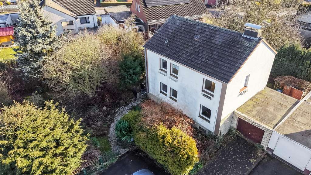 Immobilie in Lippetal - Einfamilienhaus mit großem Grundstück und viel Potenzial in ruhiger Lage von Lippetal - Bild 0