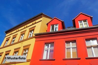 Freistehender Fünffamilienhaus-Altbau