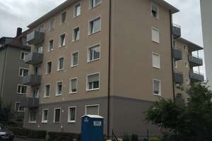 Helle, neuwertige 2-Zimmer-Wohnung mit Balkon und EBK