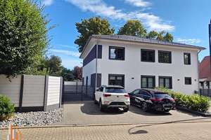 Moderne Stadtvilla mit zwei Einheiten, Umnutzbar auf eine Einheit - Erdwärme- 6 Zimmer möglich – 39130 Neu Olvenstedt, Magdeburg – Vorschaubild 3