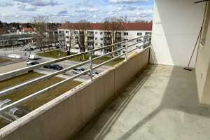 SENIOREN UND KAPITALANLEGER AUFGEPASST! FREIE 1 ZI WHG AM WALDRAND: Hell, ruhig u. mit gr. SW Balkon – Königswieser Straße 1, 81475 München – Vorschaubild 3