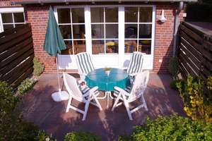 Charmantes Ferienhaus in Dangast -4 Zimmer, Terrasse, Stellplatz, strandnah – Hollwert 33b, 26316 Varel – Vorschaubild 2