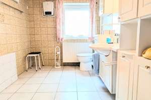 Ein- bis Zweifamilienhaus mit kleinem Garten + Doppelgarage + Nebengebäuden! – Die vollständige Adresse der Immobilie erhältst du vom Anbieter., 91257 Pegnitz – Vorschaubild 10
