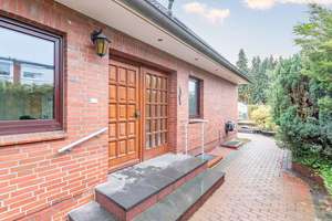 HH-LOHBRÜGGE - Großzügiges Zweifamilienhaus auf tollem Grundstück und familienfreundlicher Lage – Die vollständige Adresse der Immobilie erhältst du vom Anbieter., 21031 Lohbrügge, Hamburg – Vorschaubild 4