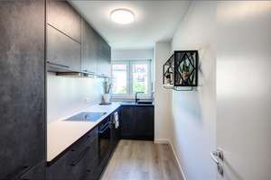 Möbliert: Modernes und gemütliches Zuhause mit drei Balkonen – Die vollständige Adresse der Immobilie erhältst du vom Anbieter., 80634 Neuhausen, München – Vorschaubild 7