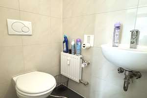 Urlaubsfeeling am Killesberg  - 4 Zimmer Dachgeschosswohnung mit Gemeinschaftspool und Terrasse – Die vollständige Adresse der Immobilie erhältst du vom Anbieter., 70192 Killesberg, Stuttgart – Vorschaubild 10