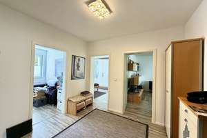 Ihr Renditeanker im Ruhrgebiet: 6-Parteienhaus mit Garagen & PV-Anlage – Die vollständige Adresse der Immobilie erhältst du vom Anbieter., 45149 Haarzopf, Essen – Vorschaubild 2