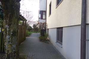 Geräumige und sonnige DG-Wohnung, TL-Bad, 3 Balkone, TG – Blumenstraße 16, 70736 Fellbach – Vorschaubild 23