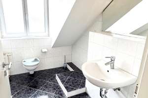 Keine Käuferprovision ! Charmante, sonnige 2-Zimmer-DG-Wohnung mit EBK in Bestlage von Allach – Hauseggerstr.  8, 80999 Untermenzing, München – Vorschaubild 7