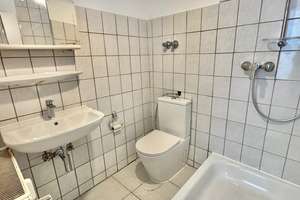 1 - Zimmer Studentenwohnung mit EBK in zentrumsnaher Lage – Adalbertsteinweg 107, 52070 Adalbertsteinweg, Aachen – Vorschaubild 4