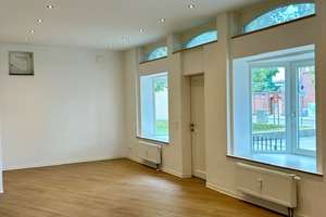 Besondere 3-Zimmer-Wohnung mit separatem Eingang