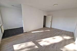 *2 Nettokaltmieten zum Einzug geschenkt* 1-Zimmer-Wohnung mit Balkon & Ausblick – Leipzig-Grünau – Wegastraße 8, 4205 Grünau-Nord, Leipzig – Vorschaubild 3