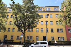 +++ ERSTBEZUG nach MODERNISERUNG | 2,5 Zimmer | SÜD-WEST-LOGGIA | EBK | abgezogene DIELEN +++