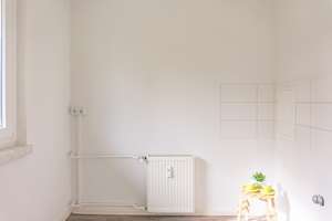 1-Raum-Wohnung mit Balkon am Irmateich – Helbersdorfer Str. 94f, 9120 Helbersdorf, Chemnitz – Vorschaubild 4