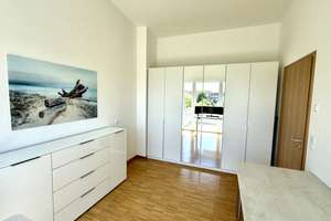 Möblierte 3,5-Zimmer-Penthouse-Wohnung mit Garage und einem Stellplatz in Heilbronn Biberach  – Die vollständige Adresse der Immobilie erhältst du vom Anbieter., 74078 Biberach, Heilbronn – Vorschaubild 5