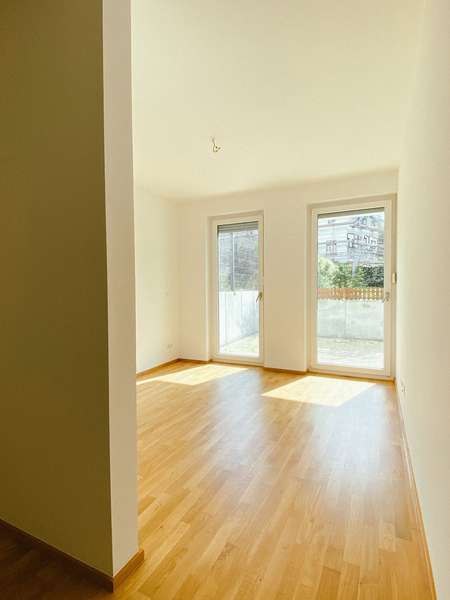 Helles Schlafzimmer.jpg