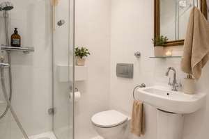*WUNDERSCHÖNE 5 ZI WOHNUNG MIT TERRASSE* - IN NIEDERKASSEL – Peter-Roos-Str. 10, 40547 Niederkassel, Düsseldorf – Vorschaubild 10