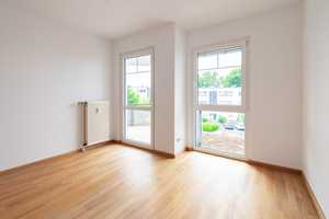 Lichtdurchflutetes 2-Zimmer-Wohnhighlight mit Balkon in Südlage-stilvoll wohnen. Sackgassenendlage. – Albertus-Magnus-Straße 20a, 42719 Solingen – Vorschaubild 6