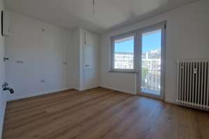 Bielefeld City | Renovierte 3,5-ZKB (mit Balkon & Aufzug) – Feilenstr. 6, 33602 Mitte, Bielefeld – Vorschaubild 5