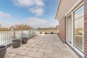 Komfortables Penthouse in ruhiger Lage mit Aufzug und Tiefgaragenplatz – Die vollständige Adresse der Immobilie erhältst du vom Anbieter., 22529 Lokstedt, Hamburg – Vorschaubild 5