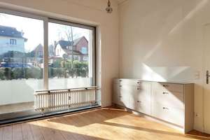 Exklusives Haus im Haus mit Altbaucharme direkt am Alsterlauf – Die vollständige Adresse der Immobilie erhältst du vom Anbieter., 22337 Ohlsdorf, Hamburg – Vorschaubild 9