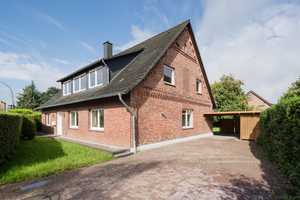 Ihr neues Traumhaus in Uetersen: Stilvoll saniert, großzügig, einladend! – Pinneberg (Kreis) – Vorschaubild 1