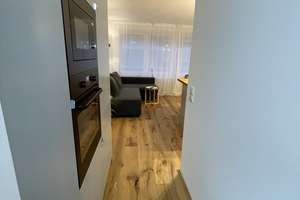 modernes Apartment am Kolpingplatz / voll möbliert / All-inclusive / sehr zentral in Rheinnähe – 40476 Golzheim, Düsseldorf – Vorschaubild 5