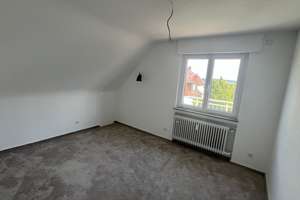 Erstbezug nach Kernsanierung: 2-Zi.-DG-Wohnung mit Südbalkon & Stuttgart-Blick – Im Schüle 32, 70192 Mönchhalde, Stuttgart – Vorschaubild 3