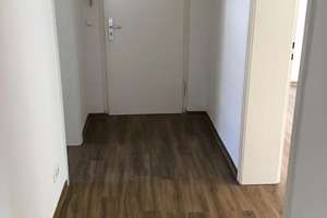 Wunderschöne Familienwohnung mit modernem Tageslichtbad und herrlichem Balkon im EG! – Freisenbruchstr. 5, 45279 Freisenbruch, Essen – Vorschaubild 8