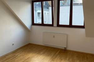 schöne helle 3-Zimmer-Maisonette-Wohnung in der Düsseldorf Altstadt – Neustraße 33, 40213 Altstadt, Düsseldorf – Vorschaubild 2