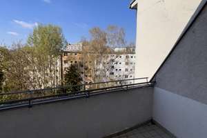Familienwohnung mit Balkon und viel Tageslicht – Die vollständige Adresse der Immobilie erhältst du vom Anbieter., 10559 Moabit, Berlin – Vorschaubild 4