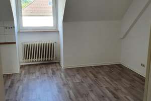 Gut geschnittene 3-Raum KDB-Wohnung im DG – Huttropstr. 52, 45138 Huttrop, Essen – Vorschaubild 4