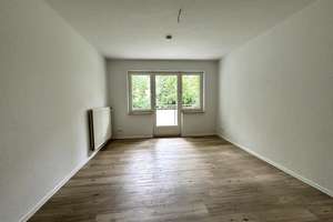 Modernisierte 3-Zi.-Wohnung im Hochparterre mit Balkon in St. Lorenz Nord