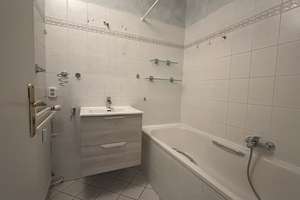 Property thumbnail 12