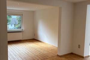 Freistehendes Einfamilienhaus mit ca. 160 m² Wohnfläche, großem Garten & Garage - Hennef   – Im Beckersbungert 1, 53773 Hennef (Sieg) – Vorschaubild 6