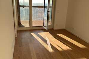 Hafencity: Erstbezug, Traumblick auf Elphi und Elbe, Einbauküche, Schrank Ankleide, Unterschrank Bad – Lucy-Borchardt-Straße 4, 20457 Hamburg – Vorschaubild 20