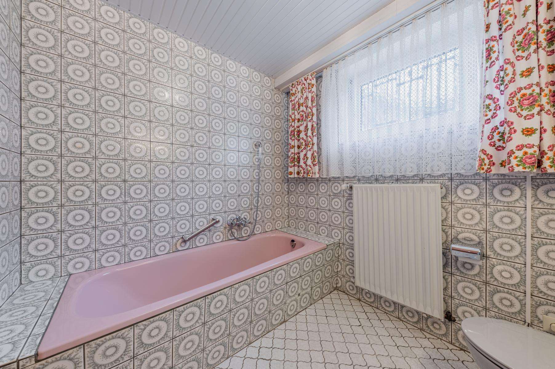 Immobilie in Altweidelbach - Großzügiger Bungalow mit Garage, möglicher Einliegerwohnung und pflegeleichter Grünfläche - Bild 14