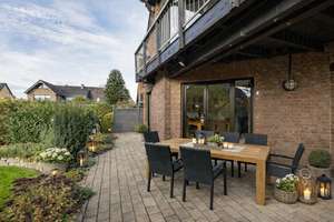 Für Paare gemacht: Architektenhaus mit einzigartiger Raumstruktur und Wohlfühlgarten!! – Die vollständige Adresse der Immobilie erhältst du vom Anbieter., 47829 Uerdingen, Krefeld – Vorschaubild 12