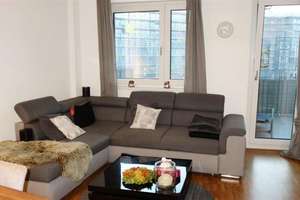 Living Circle / Flingern -  moderne 2 Zimmer Wohnung mit Fußbodenheizung u. Balkon, EBK käuflich – Luise-Rainer-Straße 3d, 40235 Flingern Nord, Düsseldorf – Vorschaubild 3