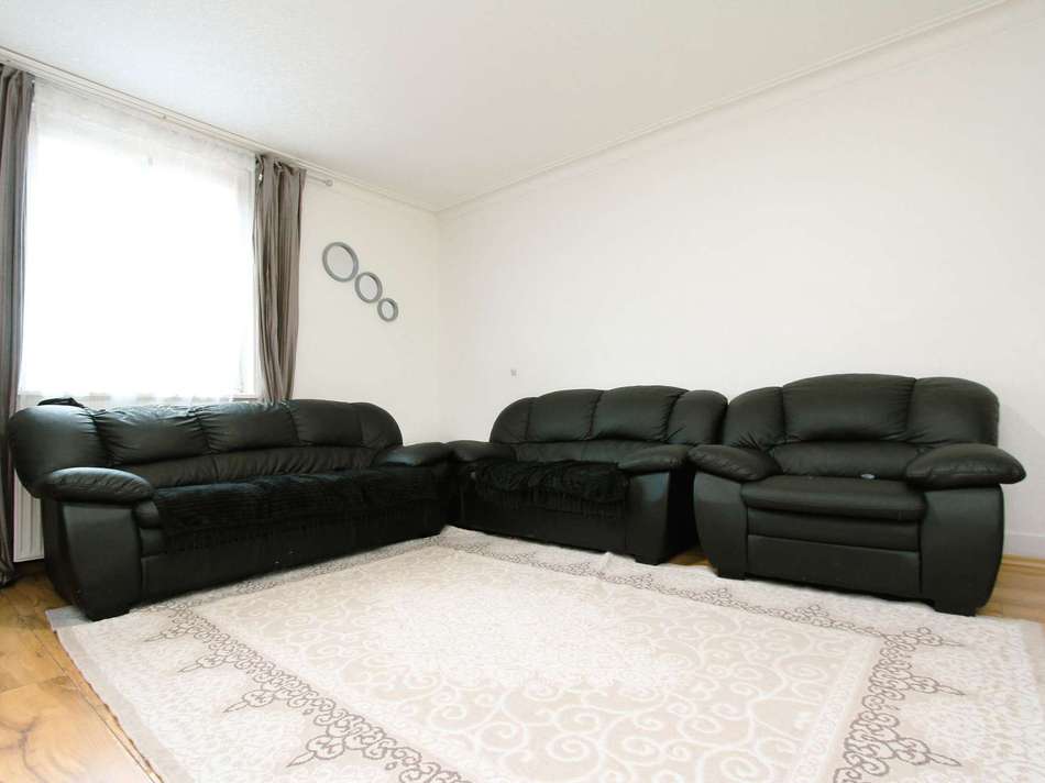 Wohn- und Esszimmer, Wohnung D