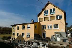 Provisionsfreies MFH mit 9 WEs | 7,2% Anfangsrendite, steigerbar 9,2% | Feldrandlage Nastätten – Paul-Spindler-Str. 42, 56355 Nastätten – Vorschaubild 1
