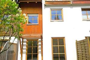 Modernes Familienhaus mit Dachstudio, Loggia, Garten und großem Hobbyraum- fußläufig zur S-Bahn – Die vollständige Adresse der Immobilie erhältst du vom Anbieter., 85570 Markt Schwaben – Vorschaubild 1